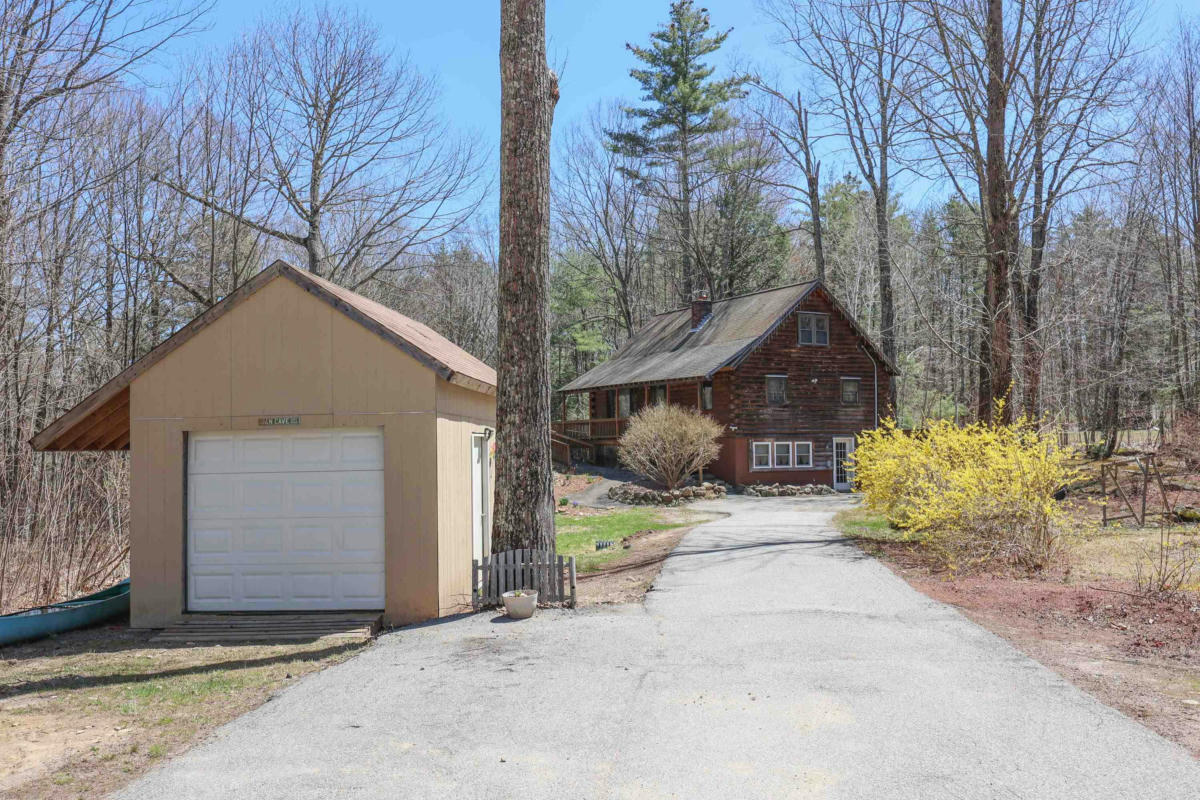 617 RESERVOIR DR, WEARE, NH 03281, photo 1 of 40