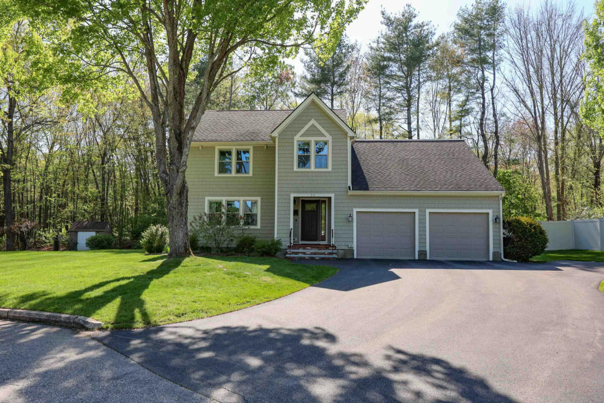 26 APPLE HILL CT, MANCHESTER, NH 03104, photo 1 of 33