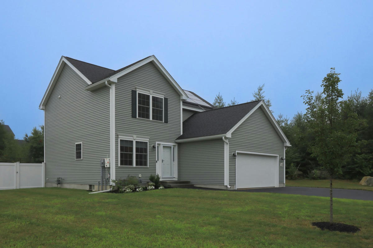 243 UNIVERSITY CIR, HOOKSETT, NH 03106, photo 1 of 35