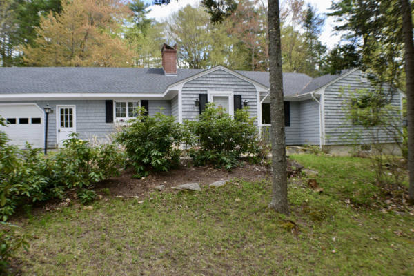 209 SQUIRES LN, NEW LONDON, NH 03257, photo 3 of 40